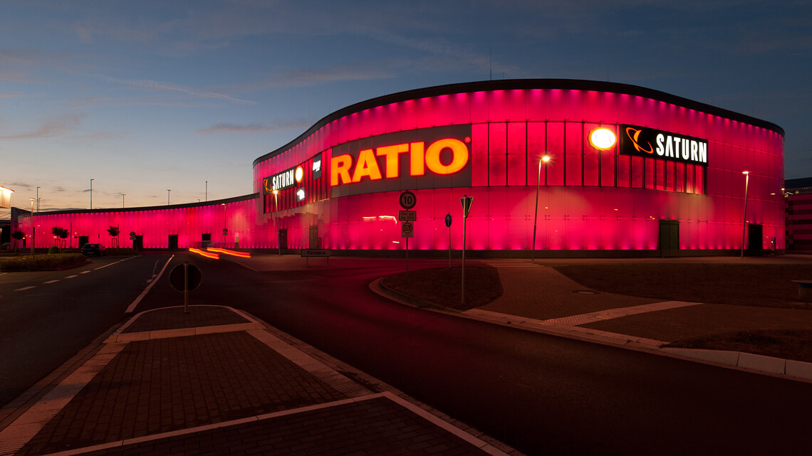 Beleuchtung der Fassade | rot