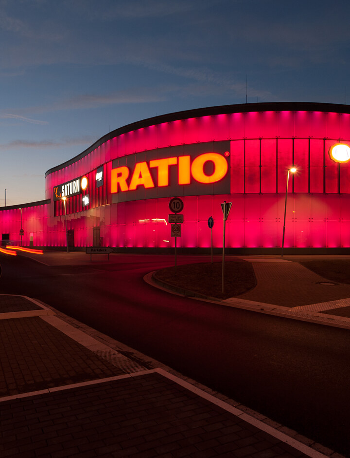 Beleuchtung der Fassade | rot